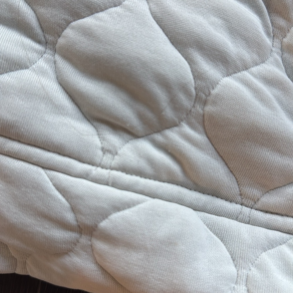 lululemon athletica White Quilted Sweatshirt - Picture 7 of 9